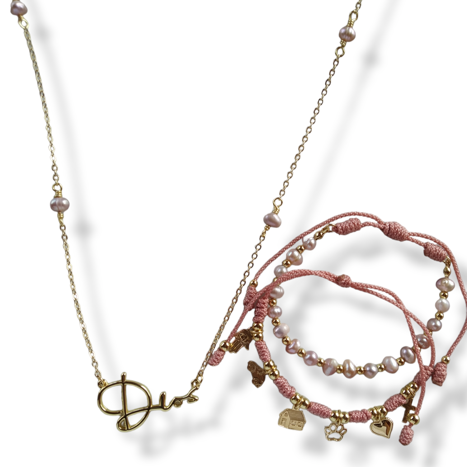 collar de Dios y pulseras