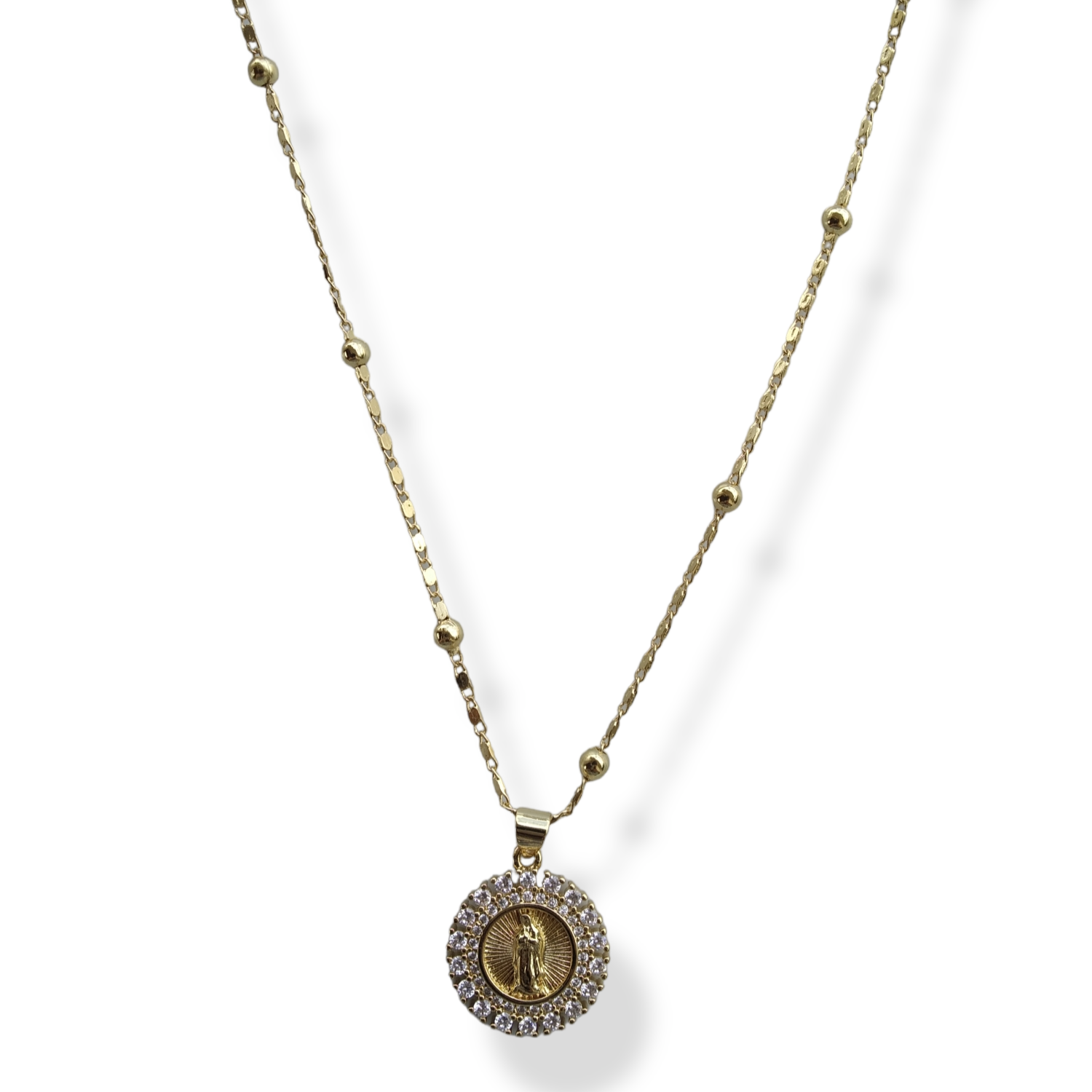 collar con virgen de guadalupe